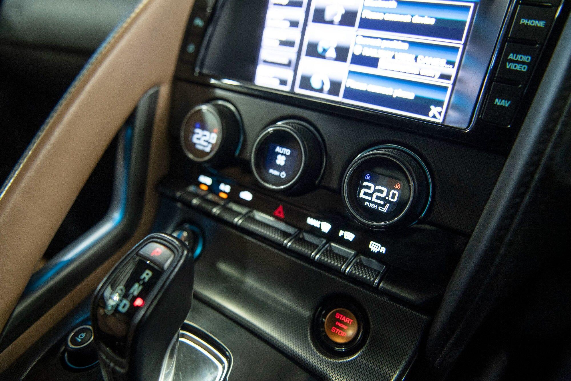 Jaguar F-Type view 27
