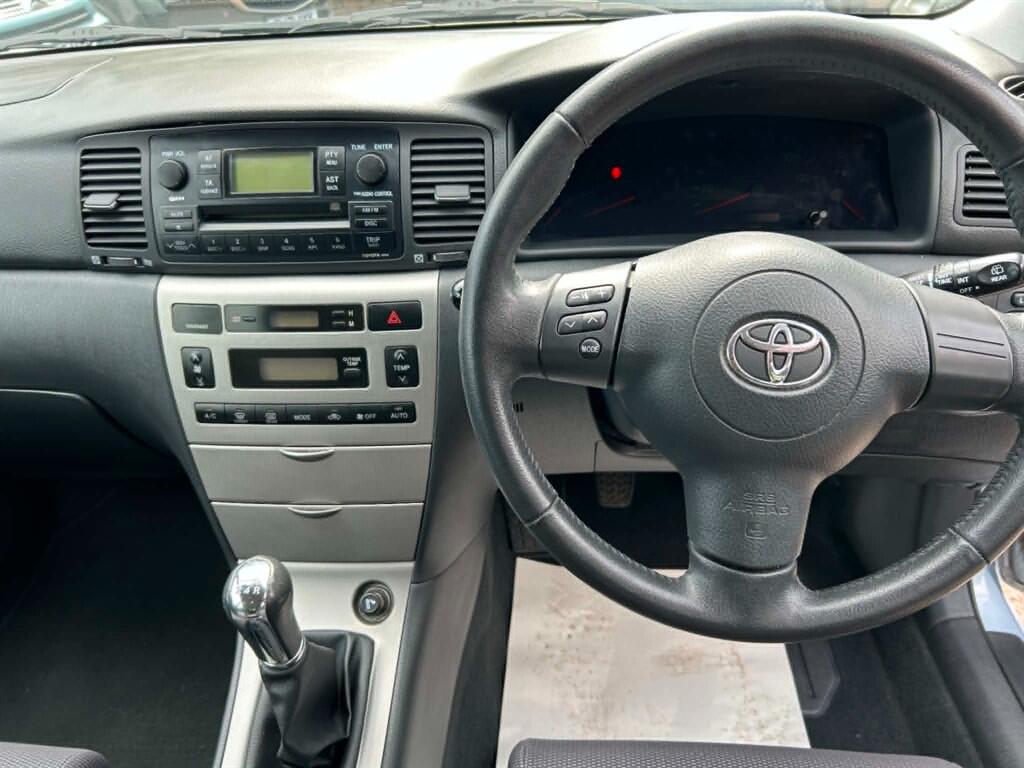 Toyota Corolla view 10