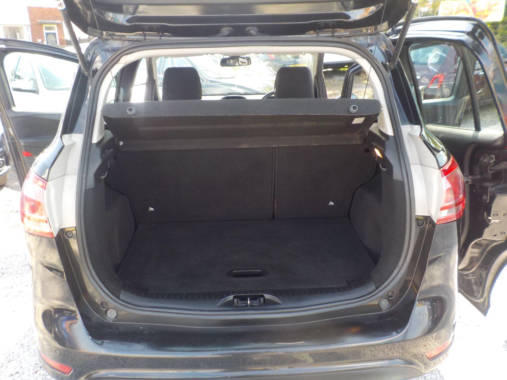 Ford B-Max 1.6 TDCi Zetec Euro 5 5dr