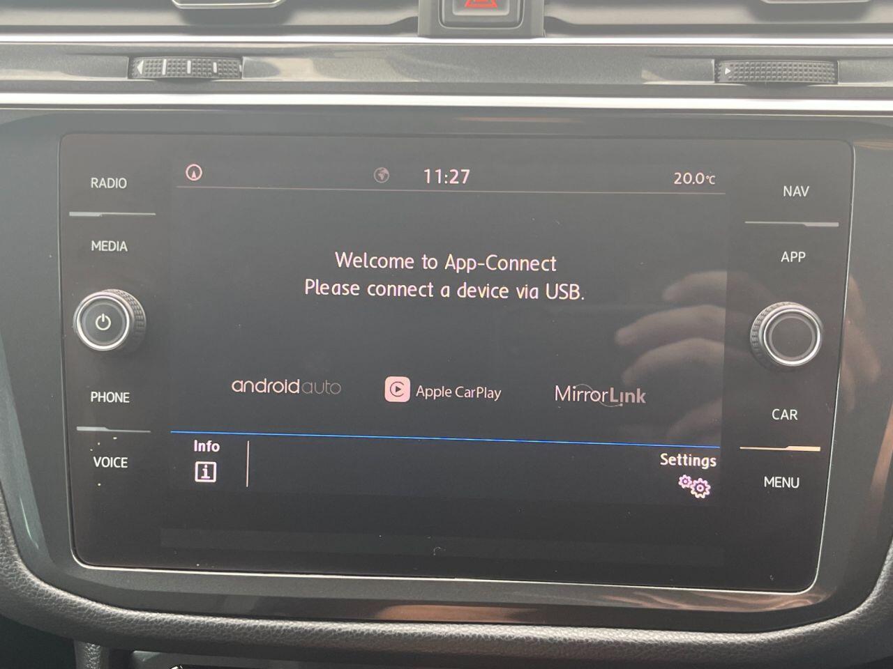 Volkswagen Tiguan view 26