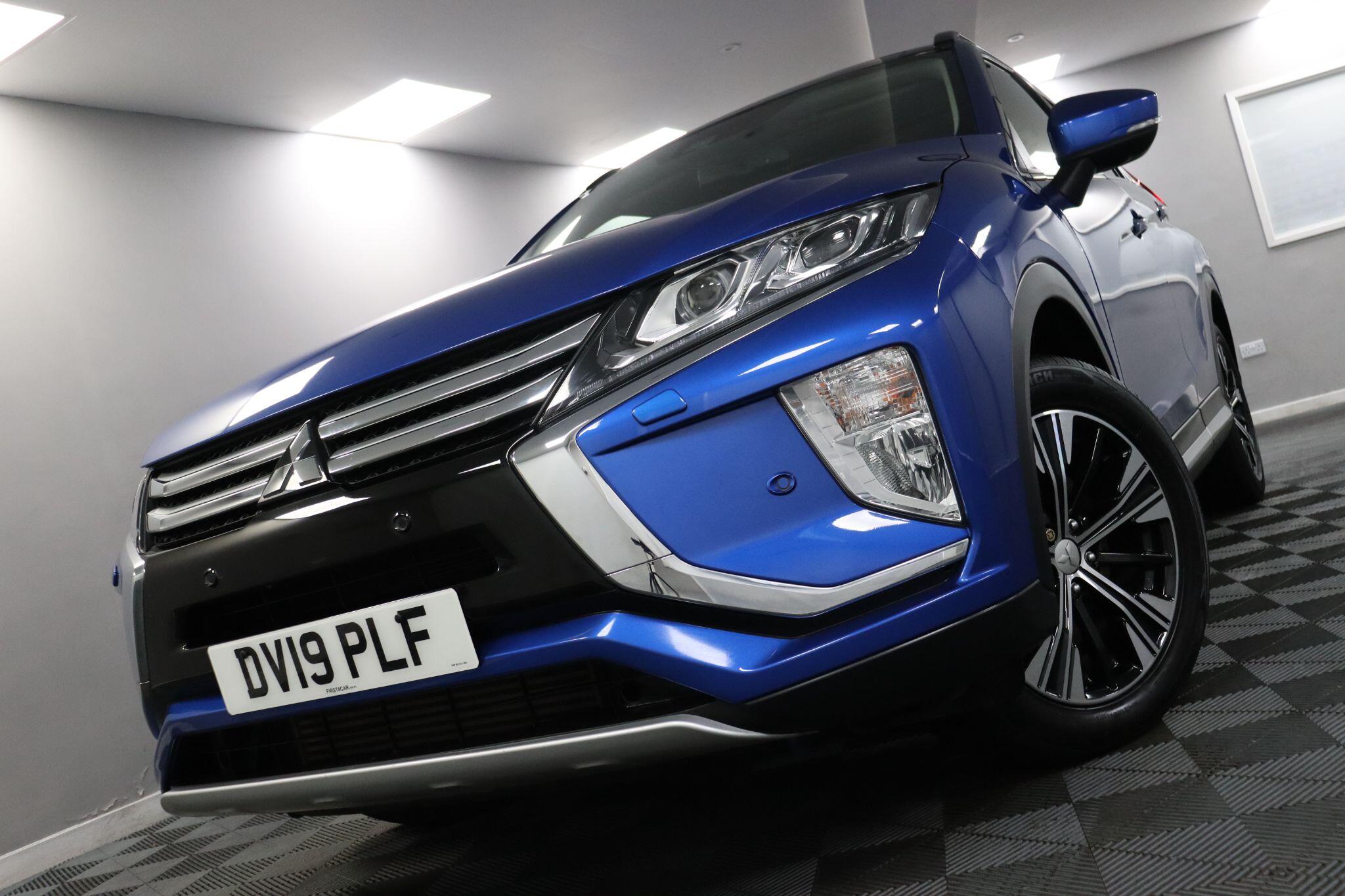 Mitsubishi Eclipse Cross view 12