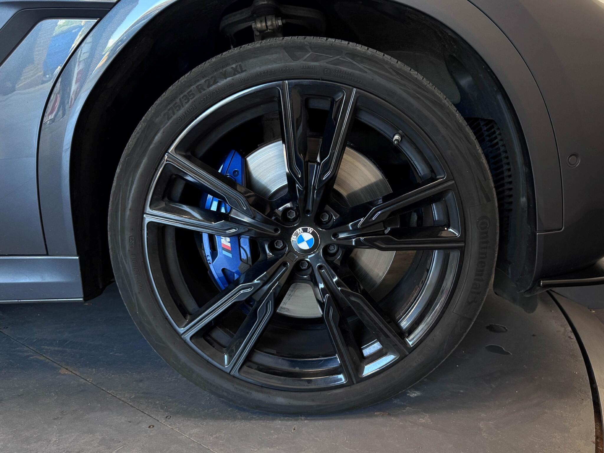 BMW X6 view 65
