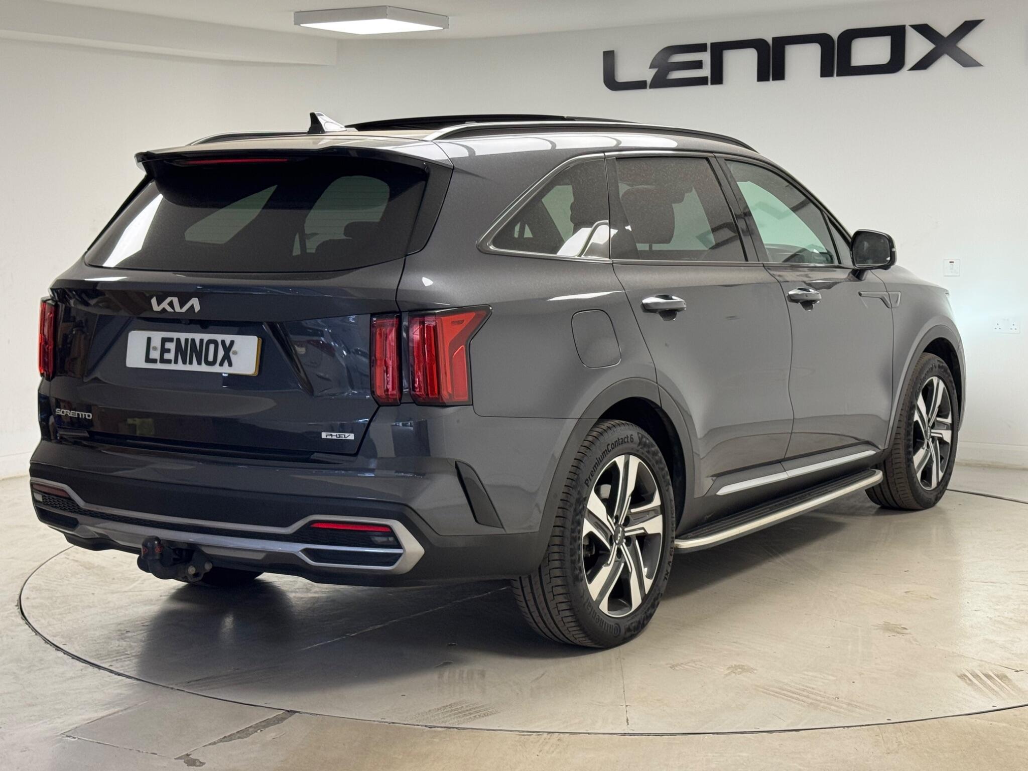 Kia Sorento view 5
