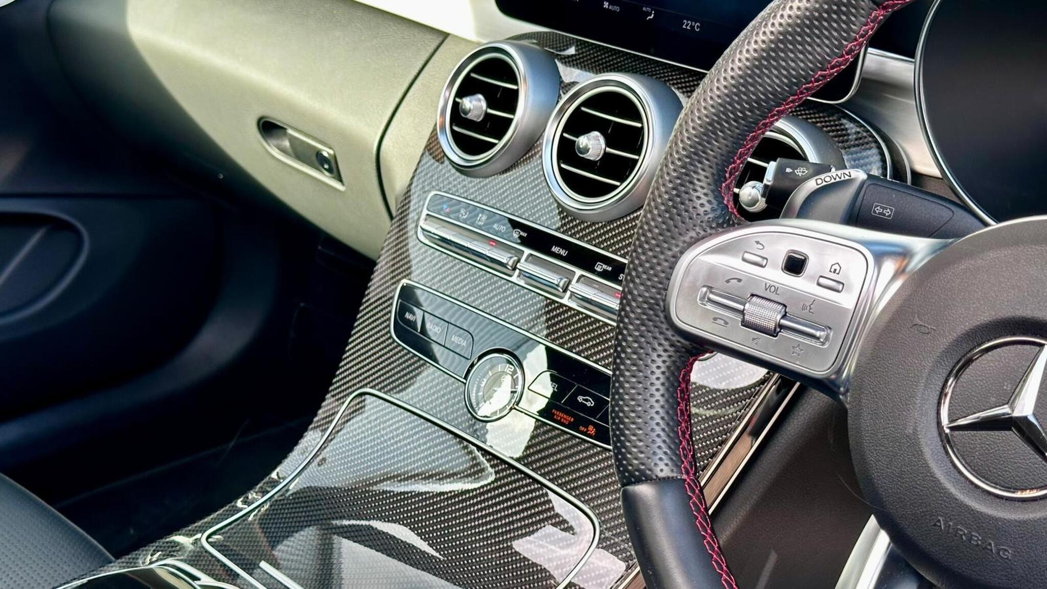 Mercedes-Benz C Class view 27