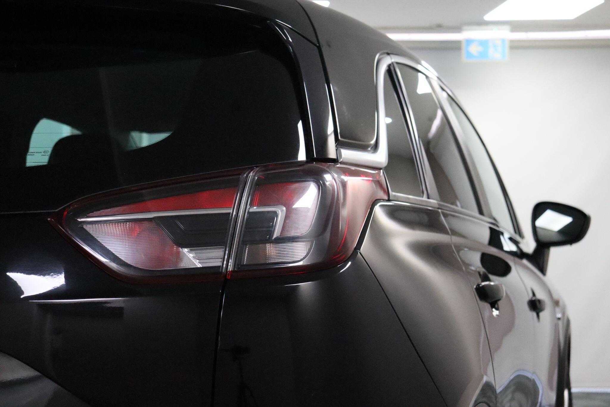Vauxhall Crossland X view 23