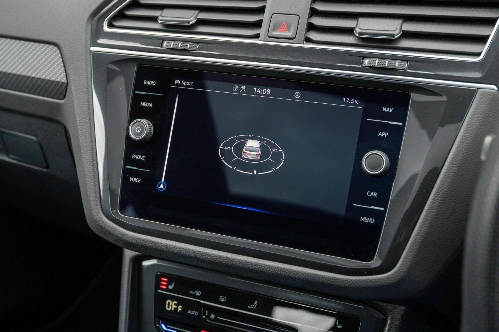 Volkswagen Tiguan view 31