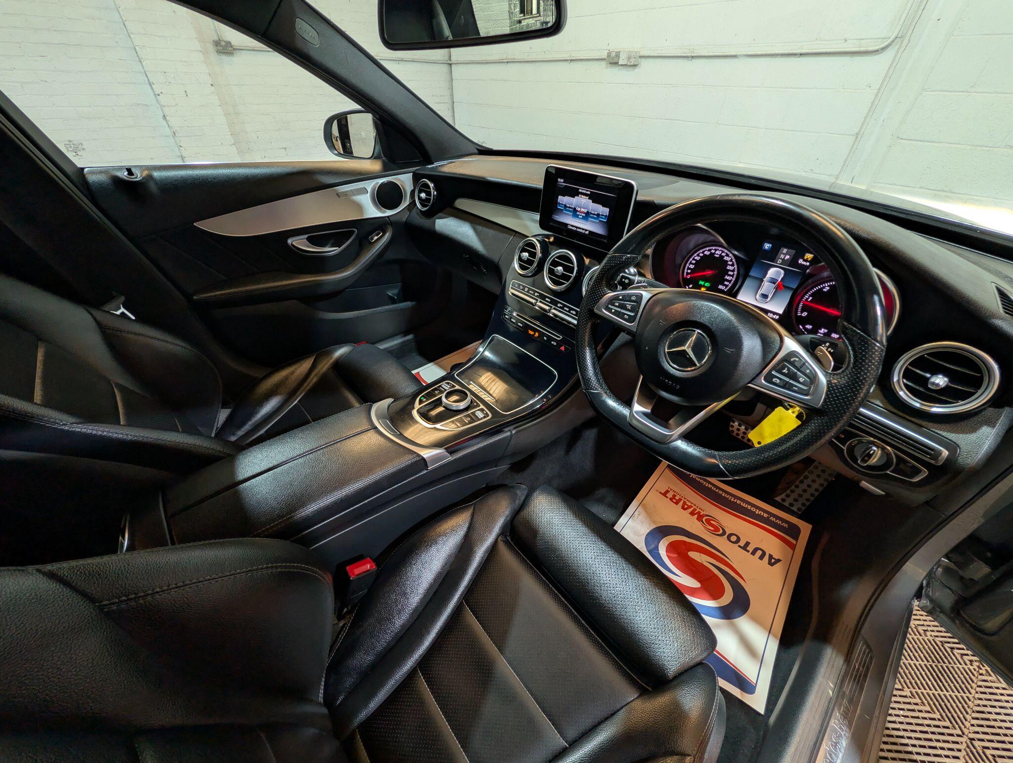 Mercedes-Benz C Class view 41
