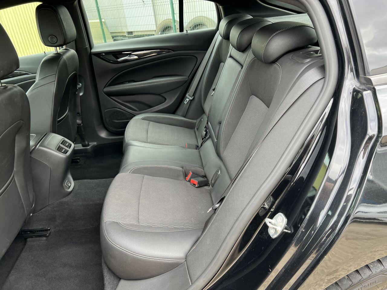 Vauxhall Insignia view 27