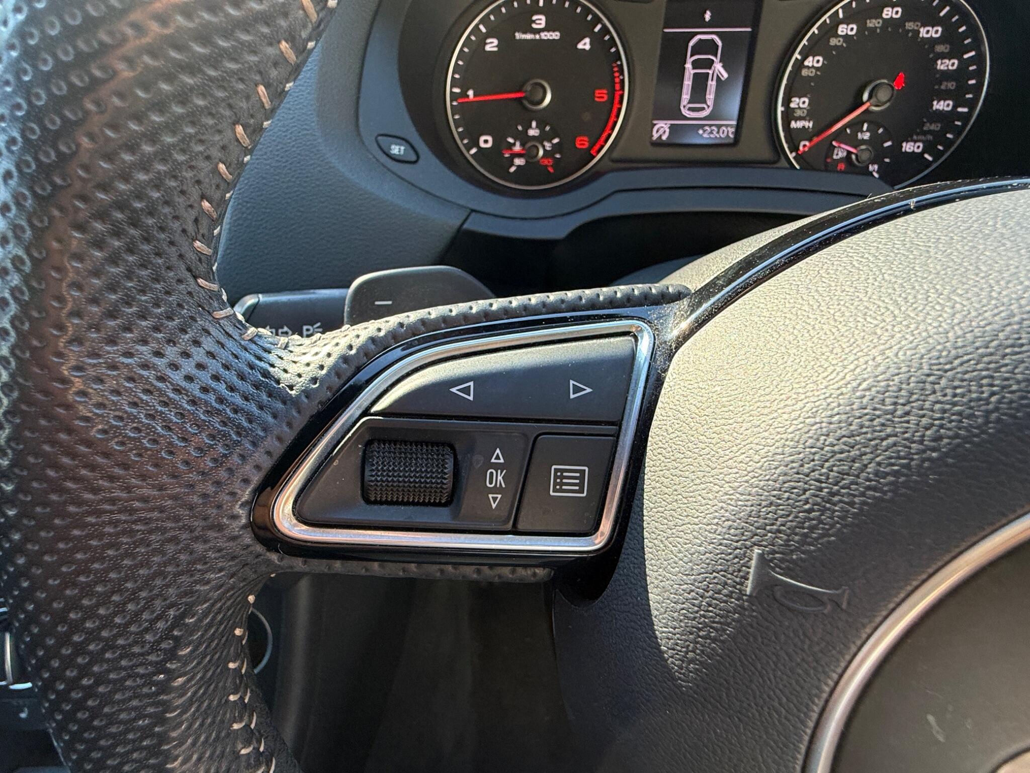 2017 Audi Q3 image 28