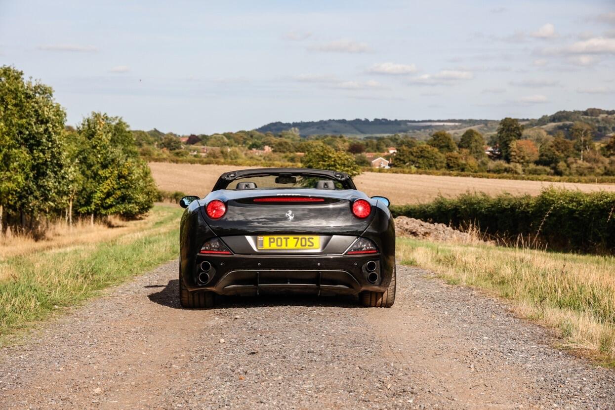 Ferrari California view 4