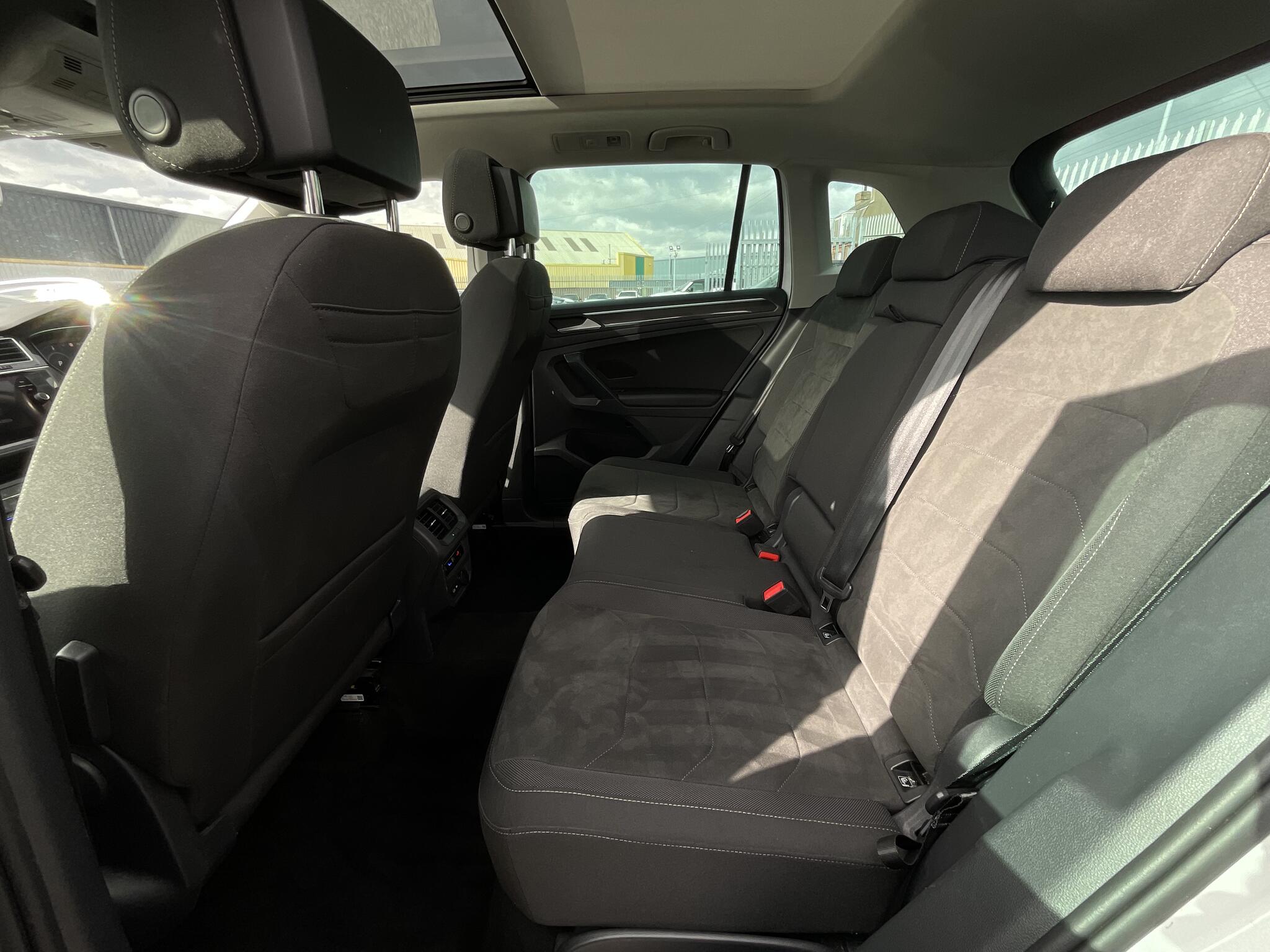 Volkswagen Tiguan view 15