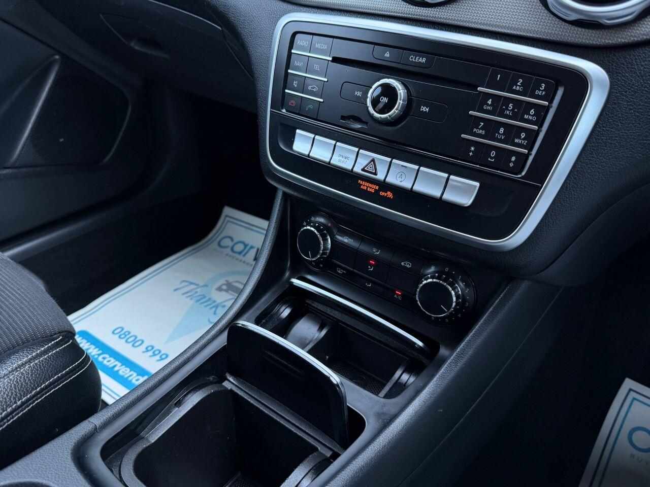 Mercedes-Benz Gla view 33