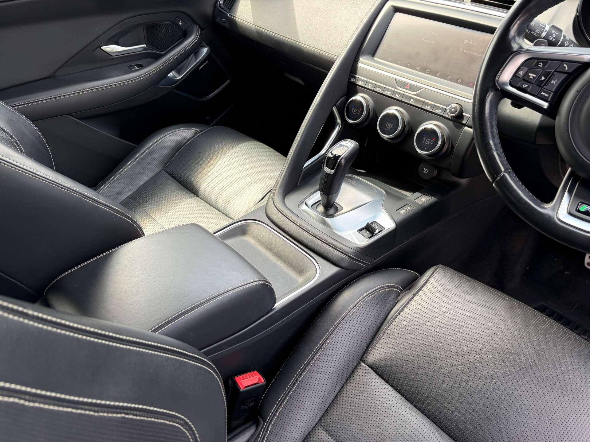 Jaguar E-Pace view 51