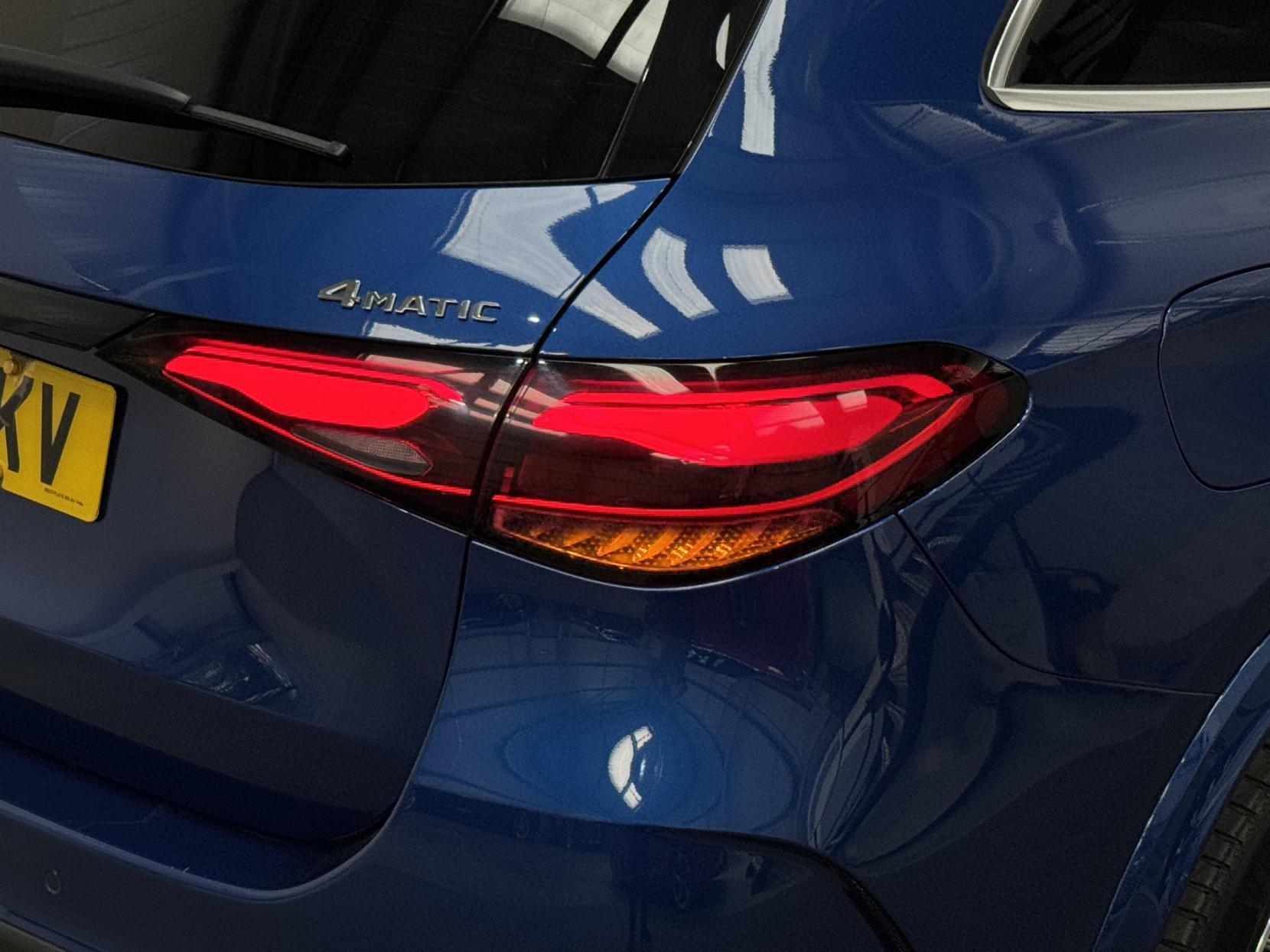 Mercedes-Benz GLC view 17