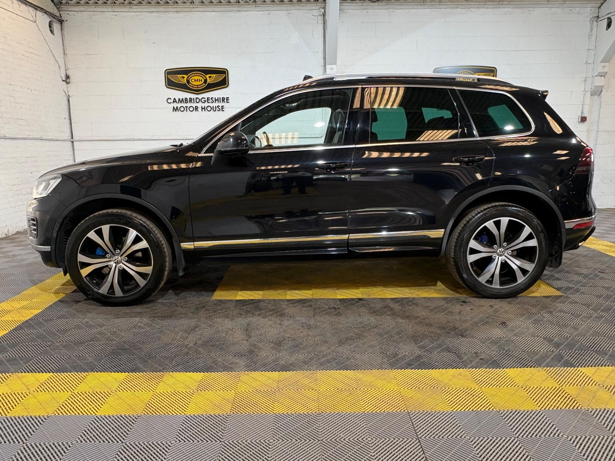 Volkswagen Touareg view 49