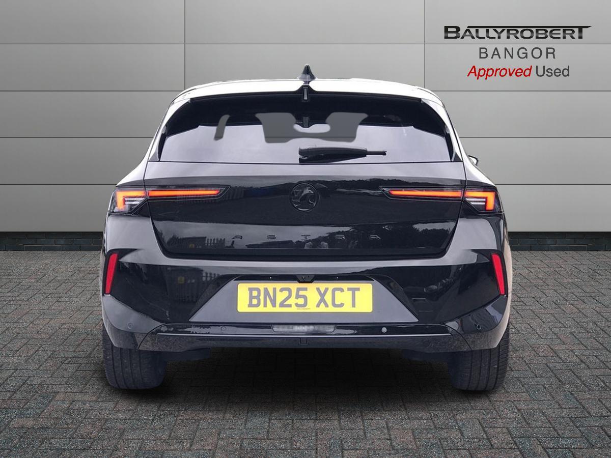 Vauxhall Astra view 11