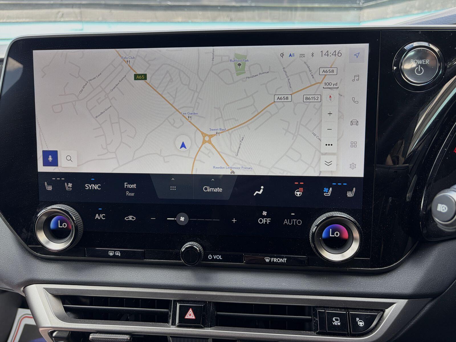 Lexus RX view 14