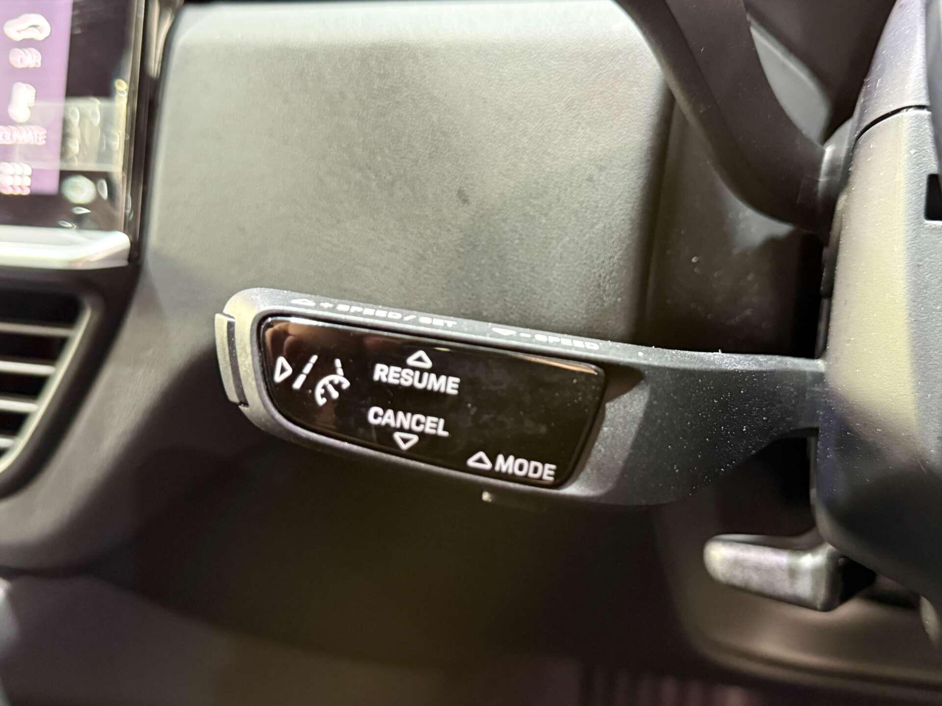 Porsche Cayenne view 48
