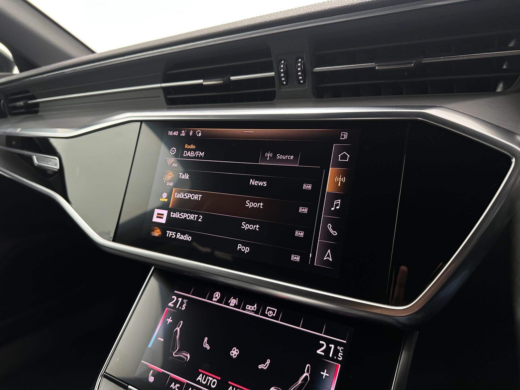 Audi A6 Avant view 26