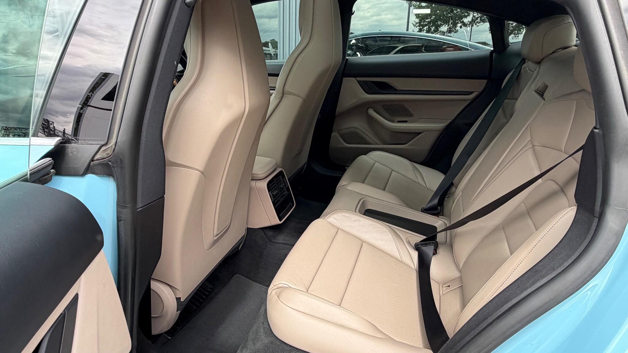 Porsche Taycan view 20