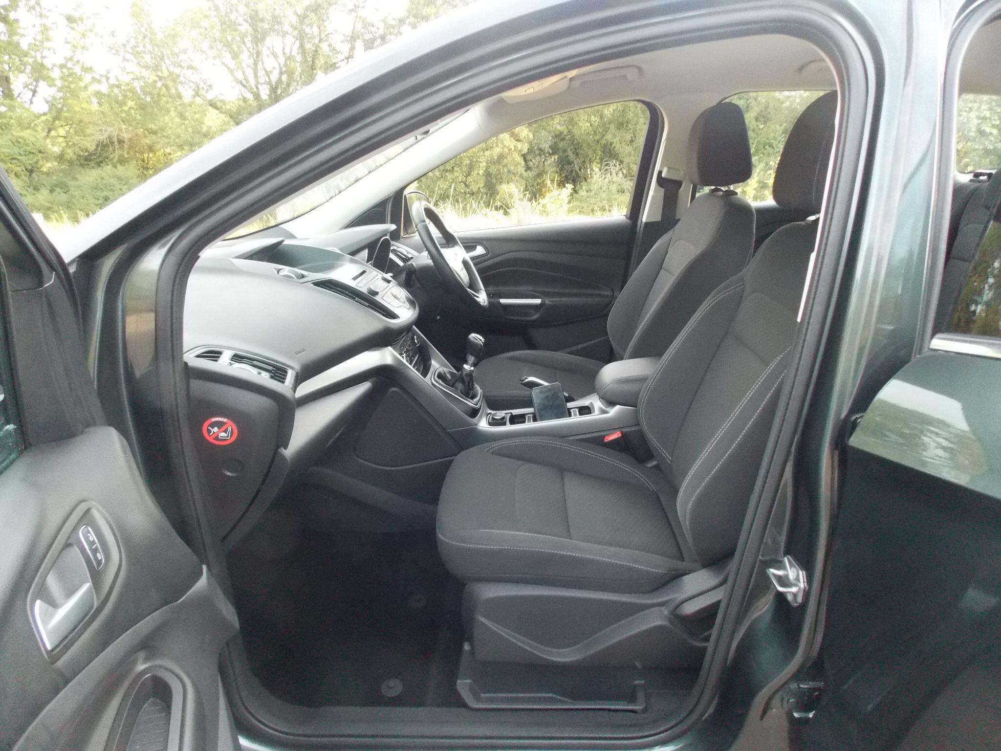 Ford Kuga view 63