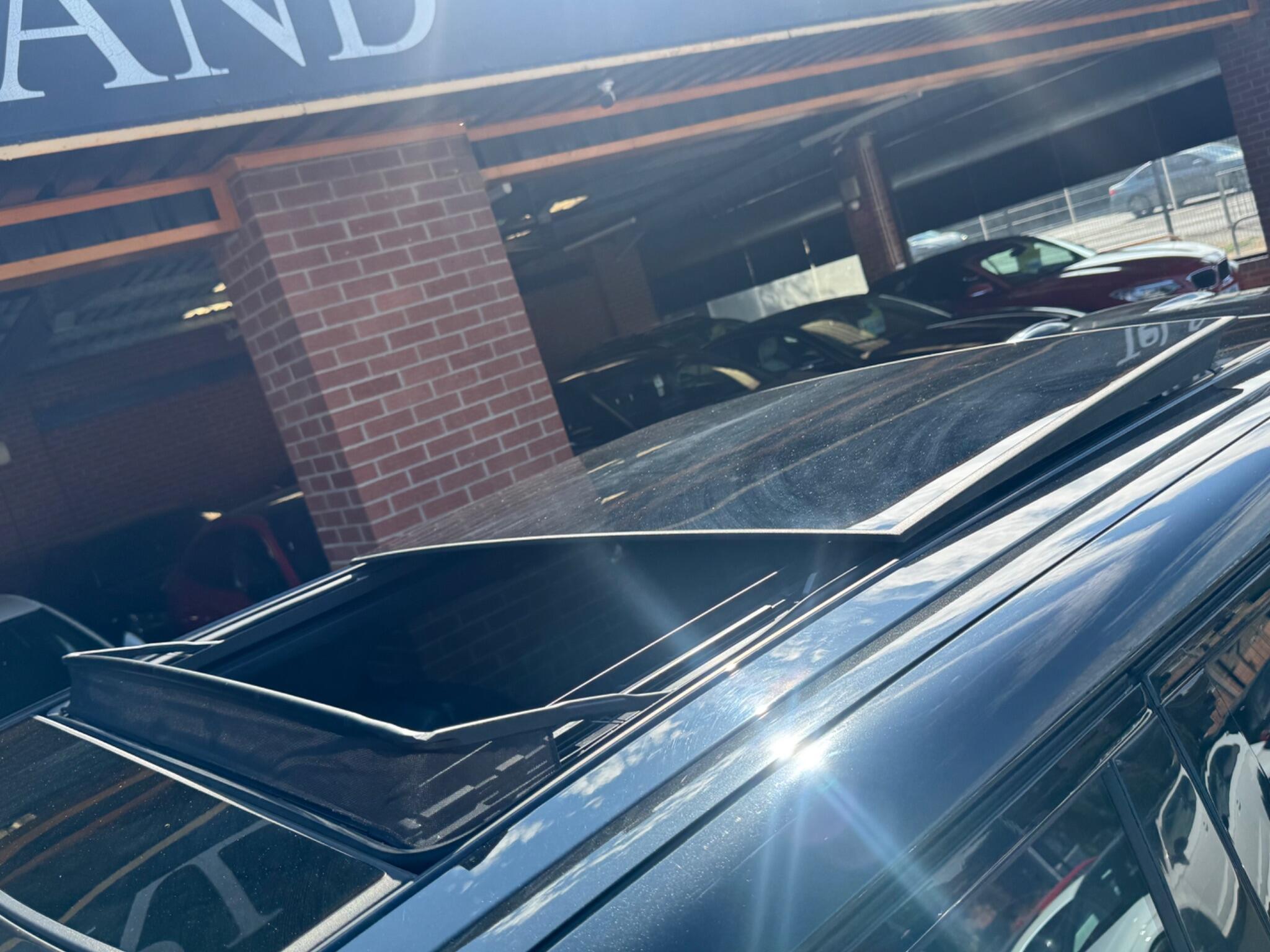 Land Rover Range Rover Sport view 7