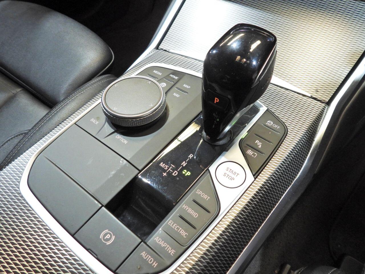 BMW 3 Series view 42