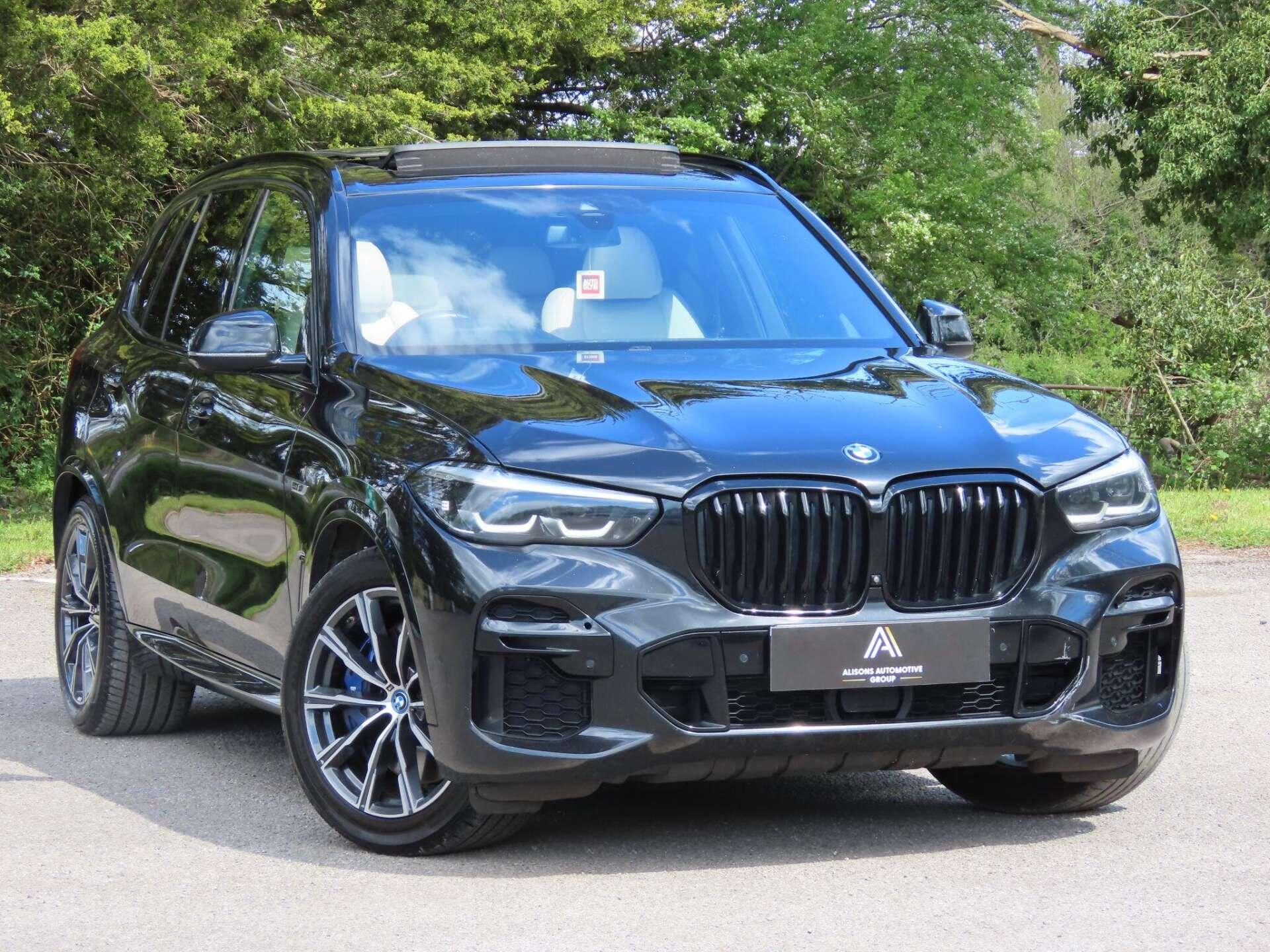 BMW X5 view 4