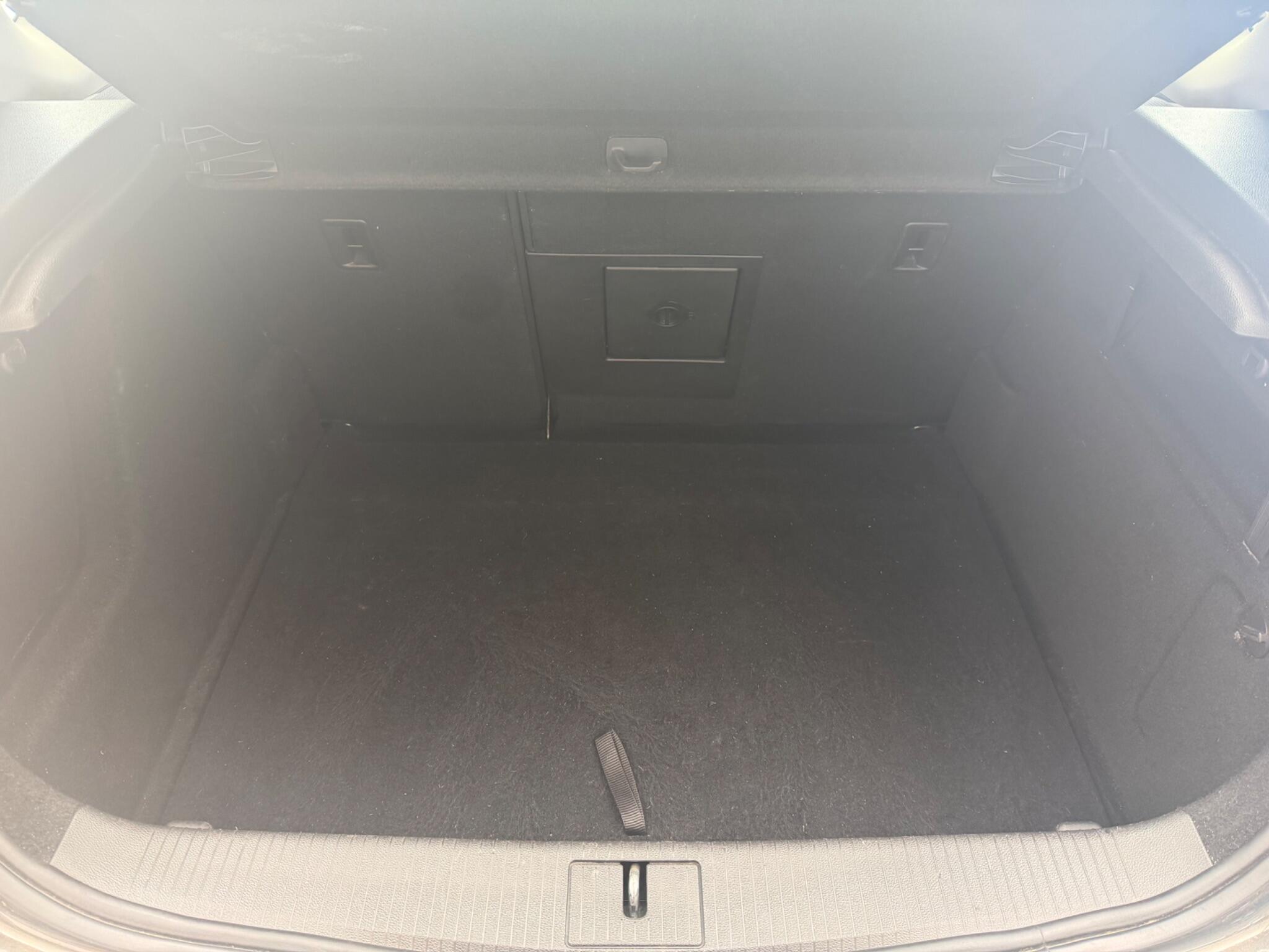 Vauxhall Astra view 19