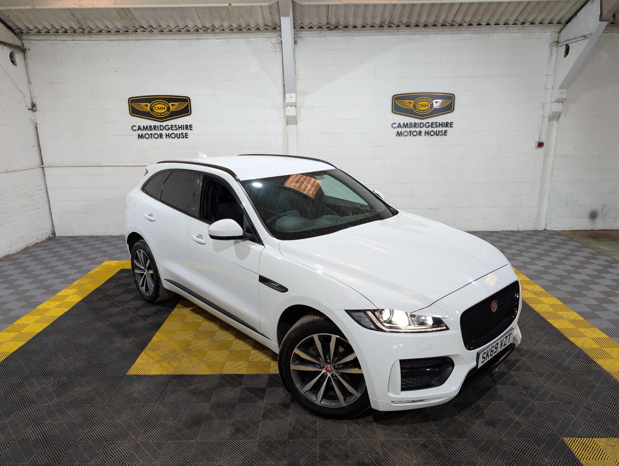 Jaguar F-Pace view 5