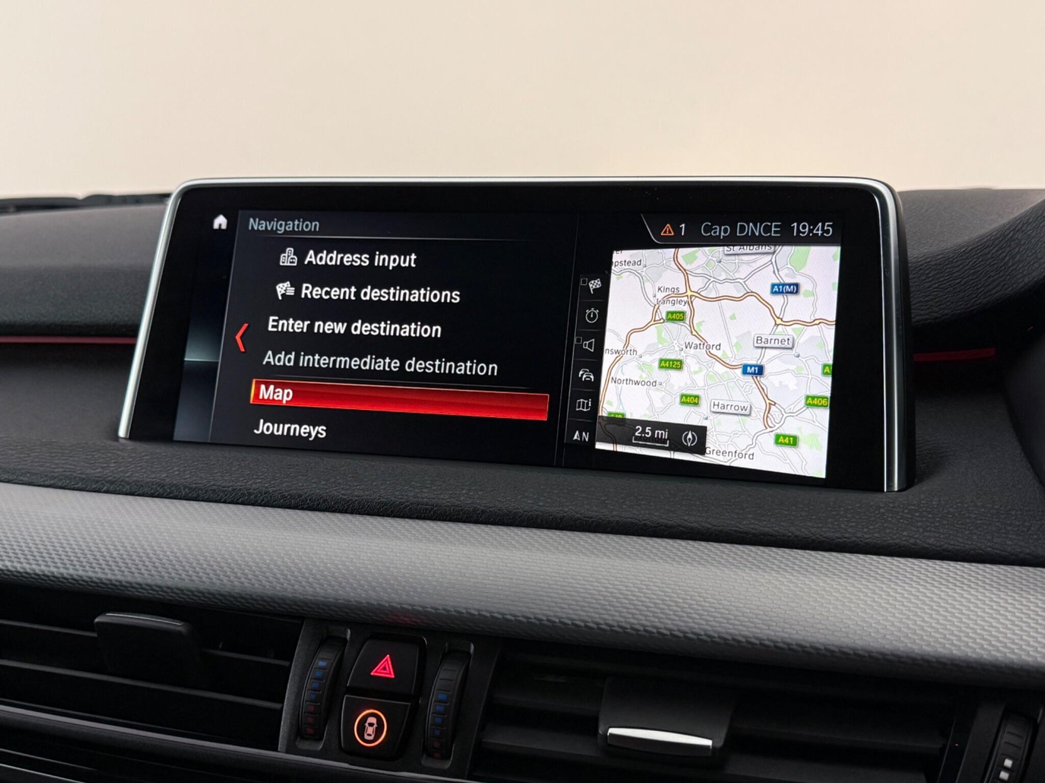 BMW X5 view 32