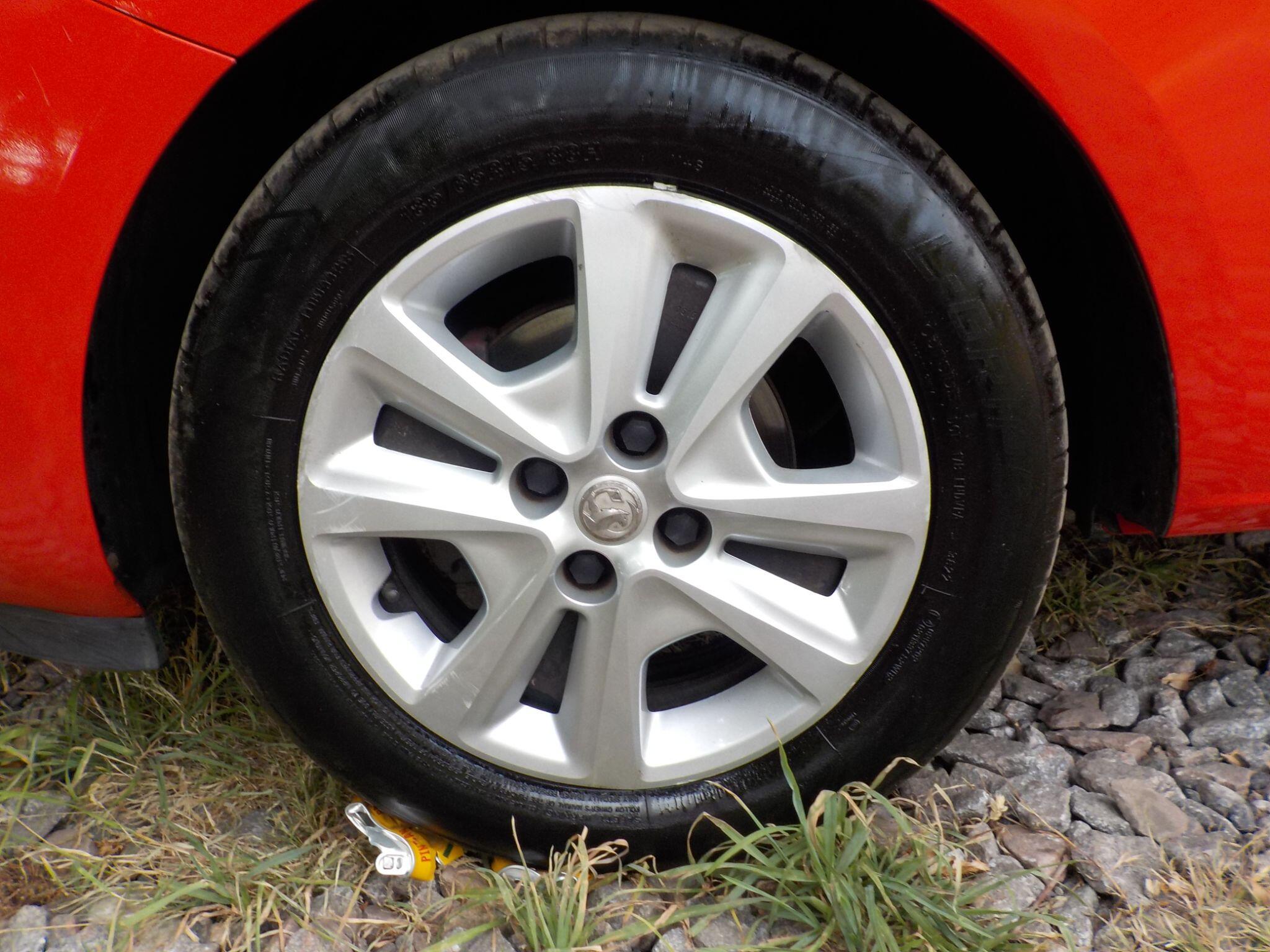 Vauxhall Corsa 1.2i Design Euro 6 5dr