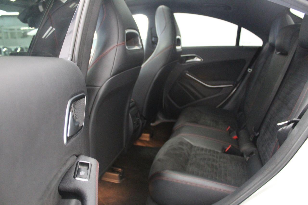 Mercedes-Benz Cla view 55