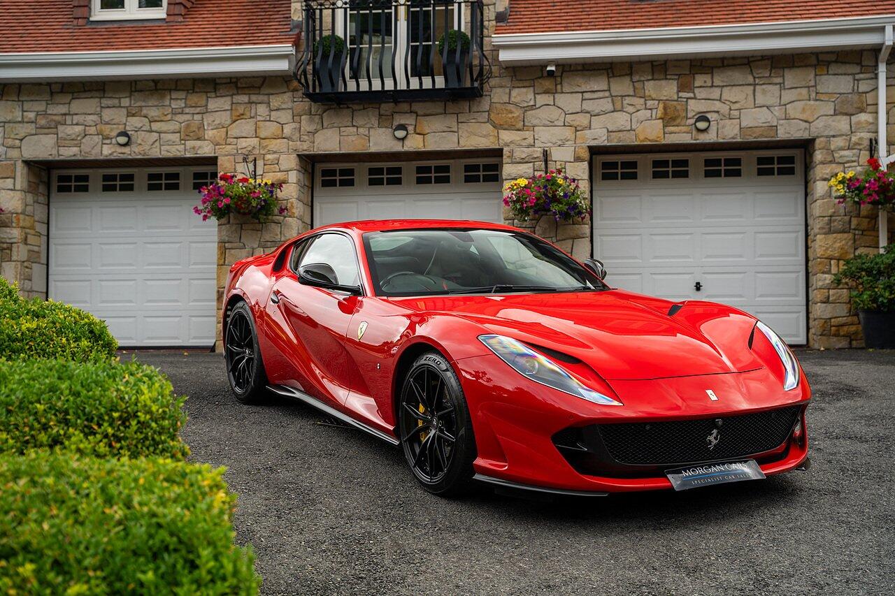 Ferrari 812 view 102