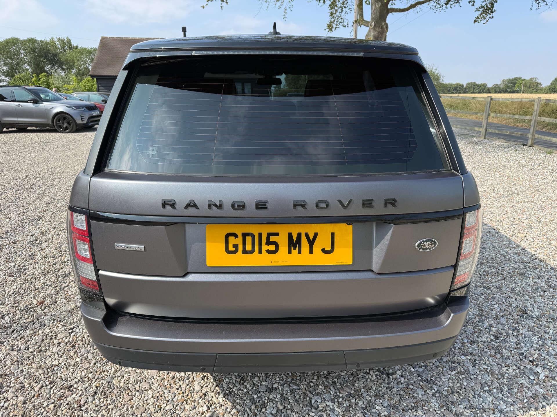 Land Rover Range Rover view 8