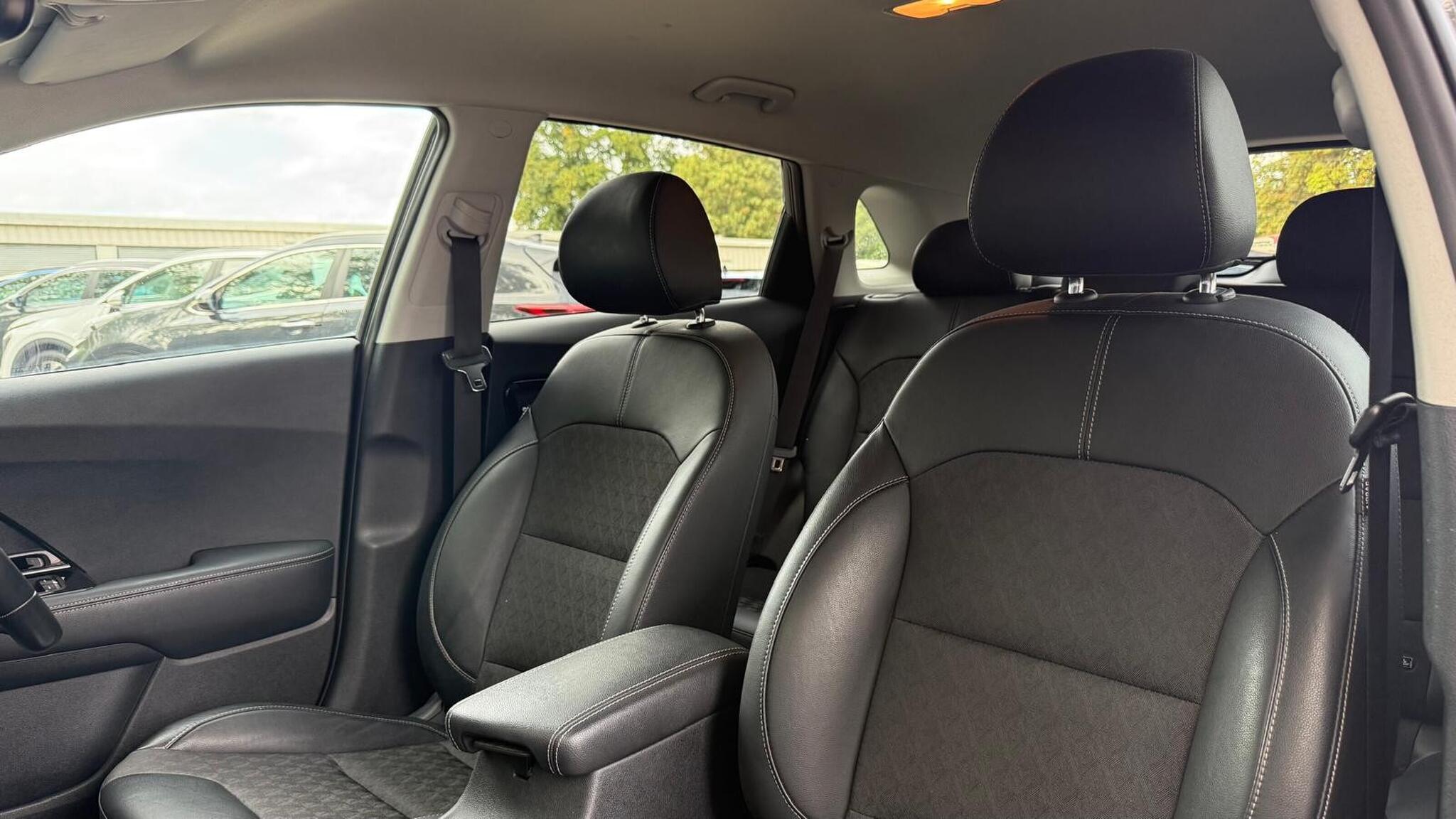 Kia Niro view 25