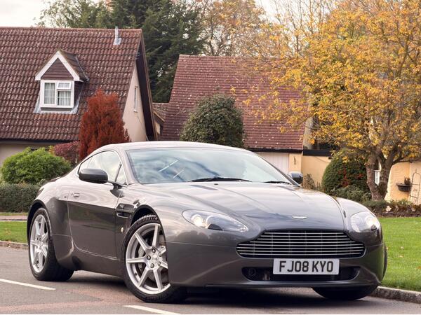 2008 Aston Martin Vantage 2dr