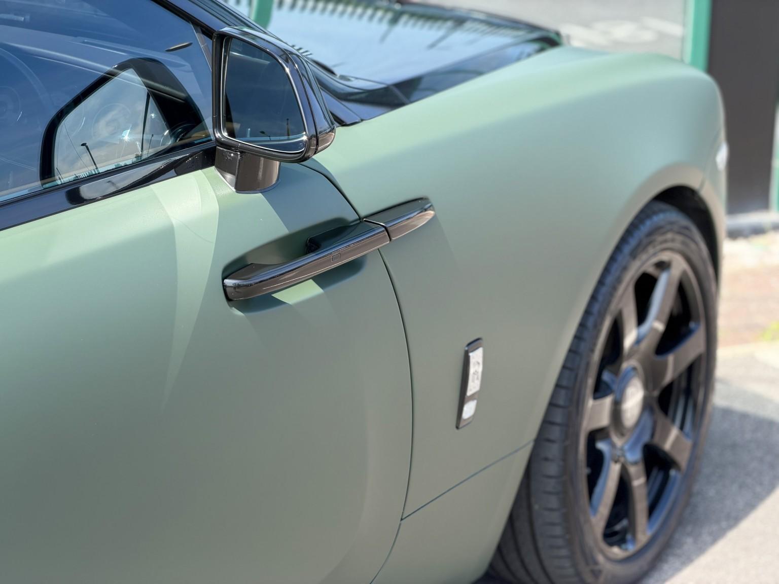 Rolls-Royce Wraith view 34
