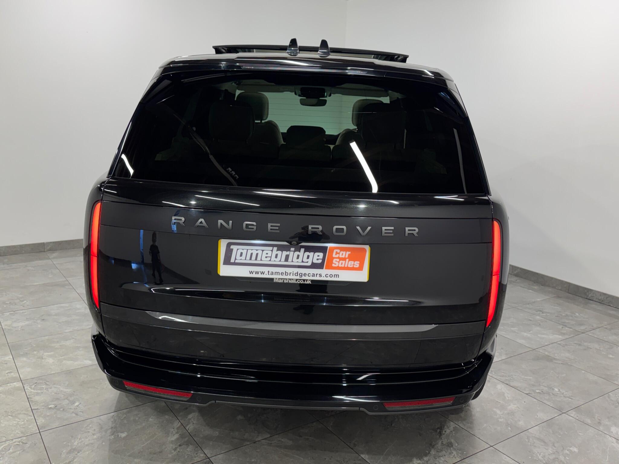 Land Rover Range Rover view 6
