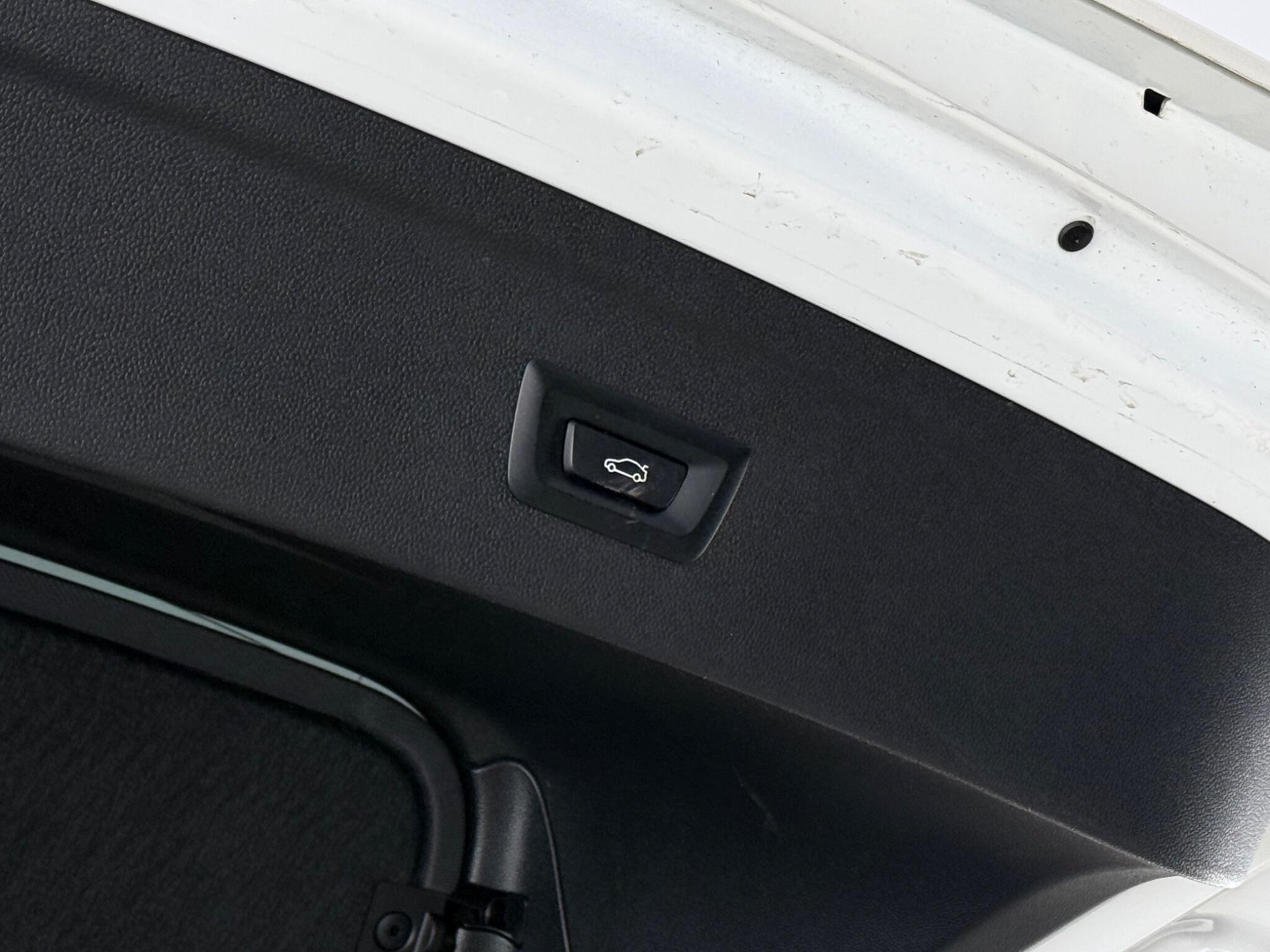 BMW Ix view 13