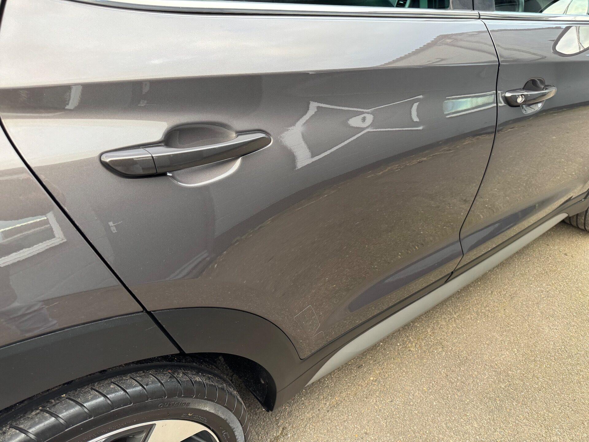 Hyundai Tucson view 60