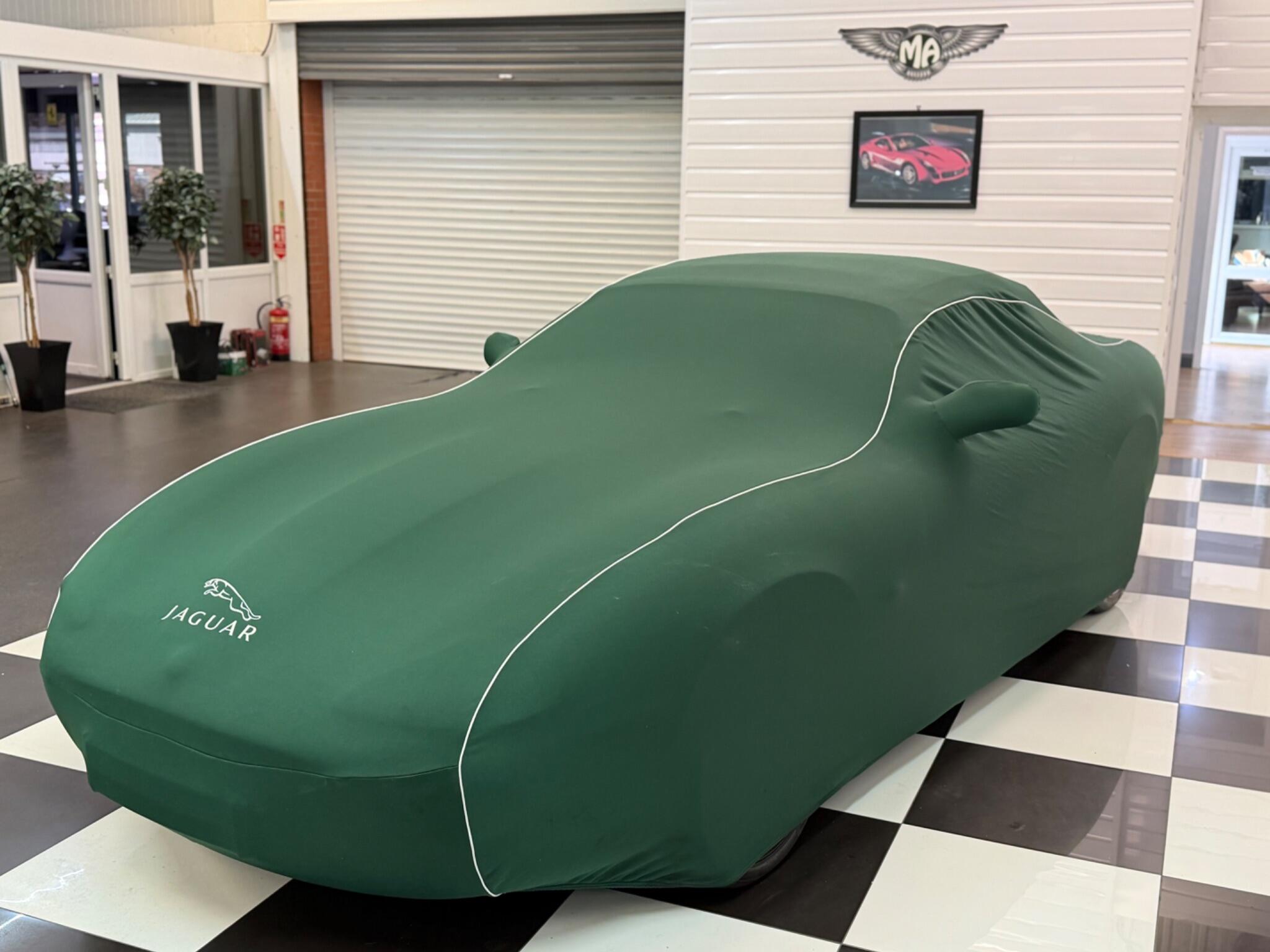 Jaguar XK8 view 38