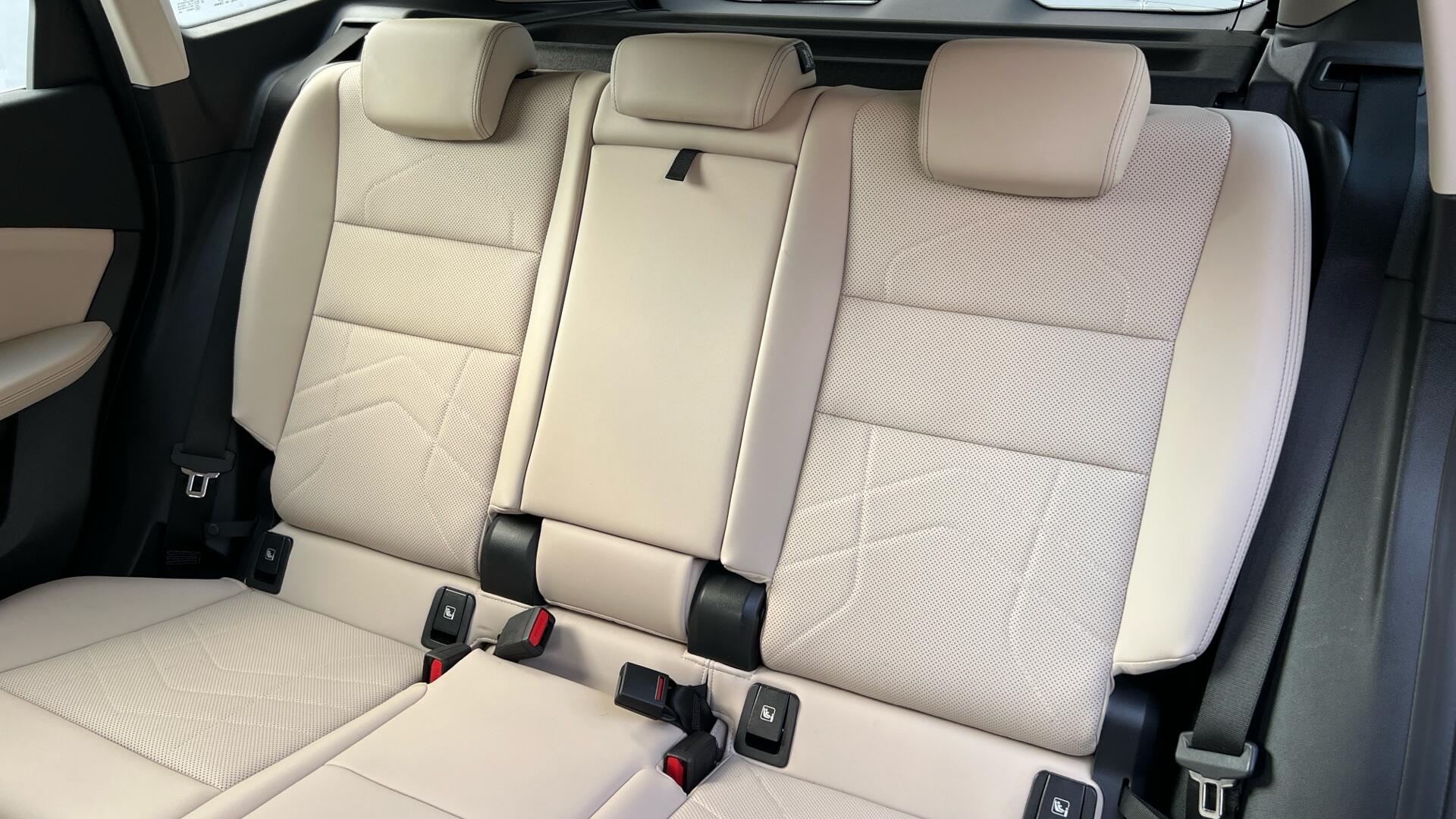 BMW X1 view 12