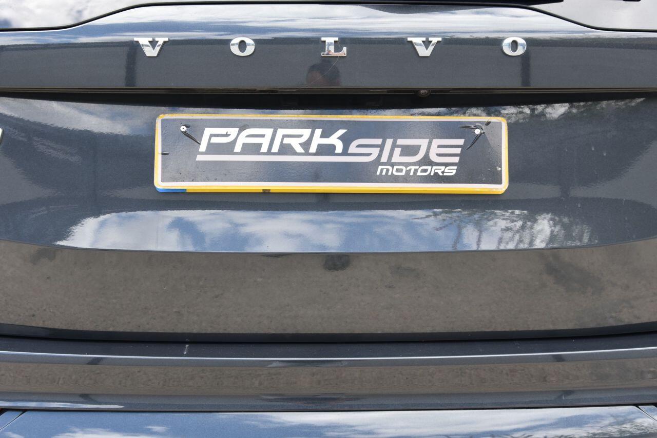 Volvo XC90 view 20