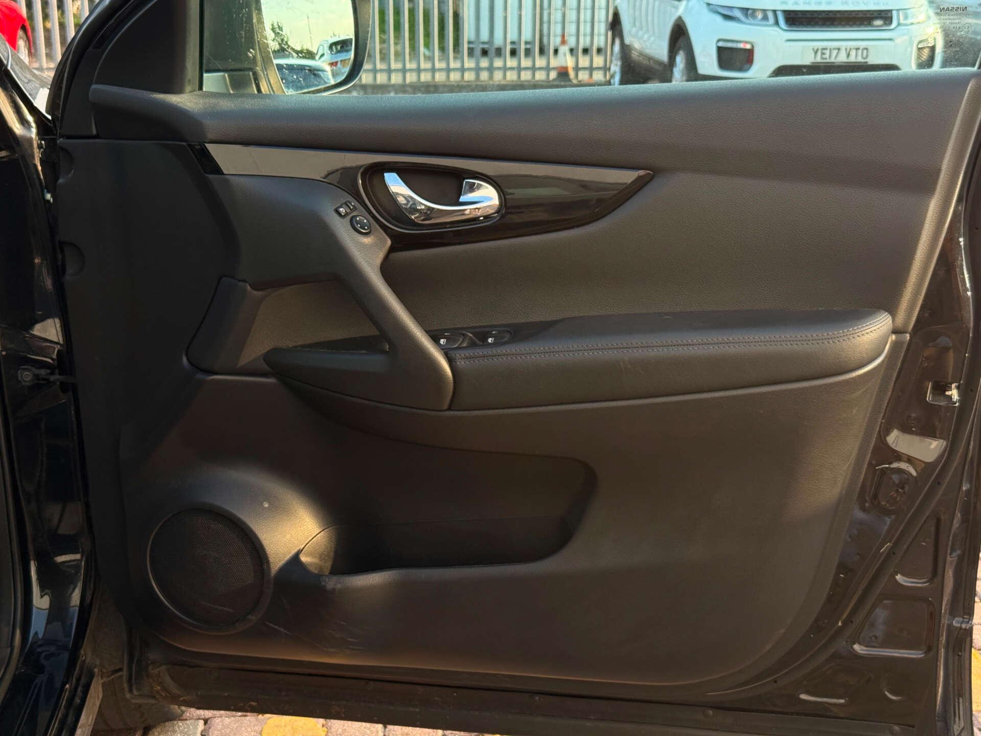 Nissan Qashqai view 19