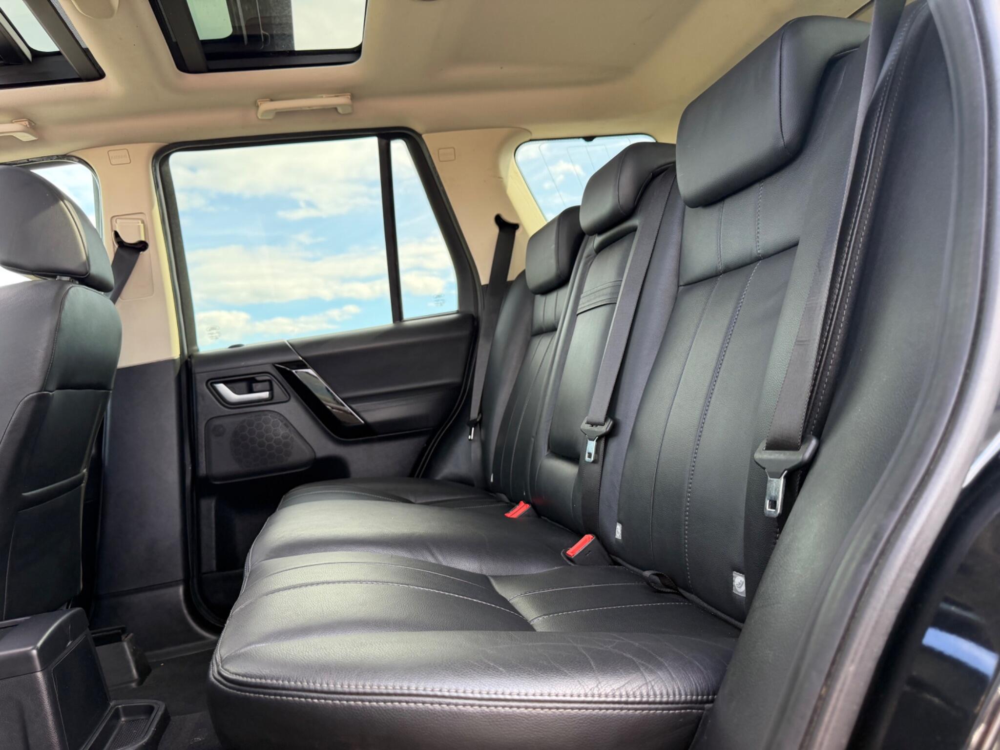 Land Rover Freelander view 23