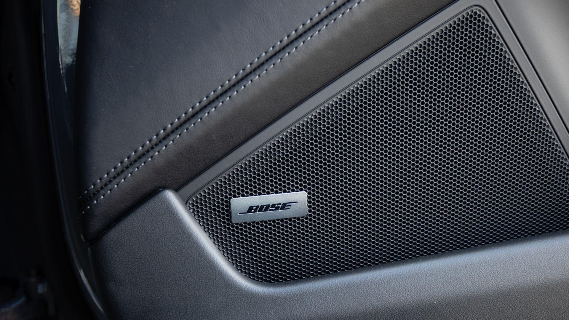 Porsche 911 view 19