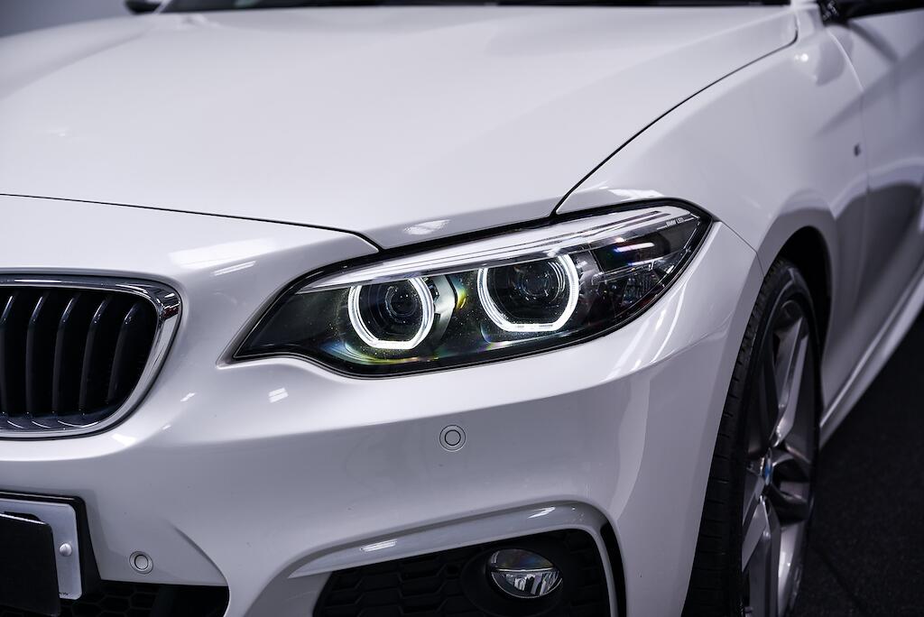 BMW 2 Series view 8