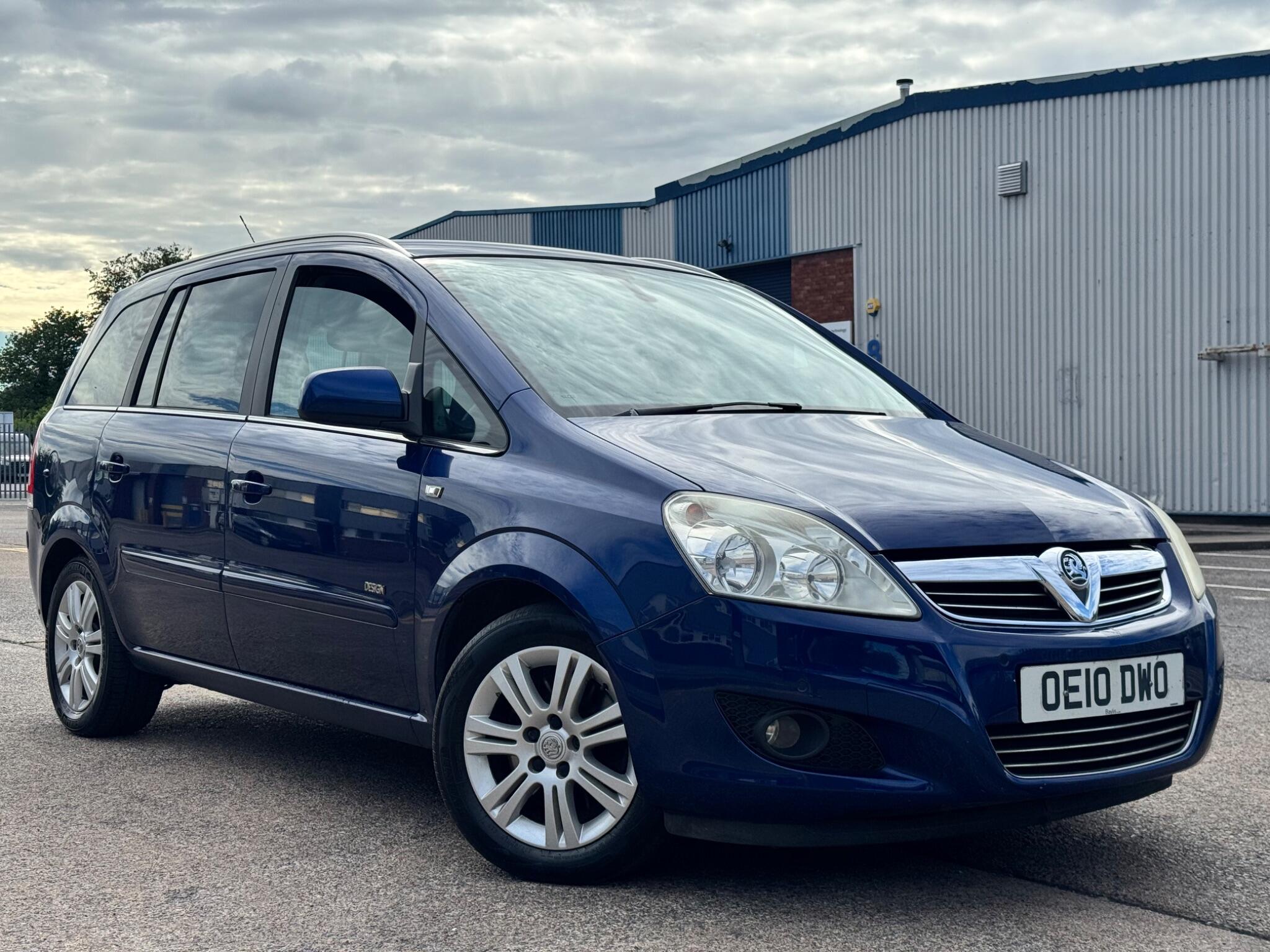 Vauxhall Zafira view 5