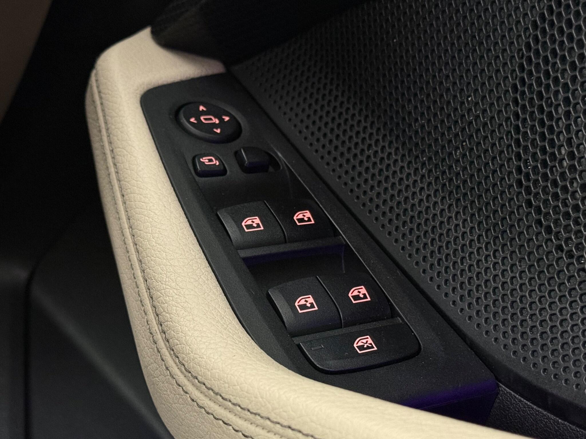 BMW 2 Series view 19